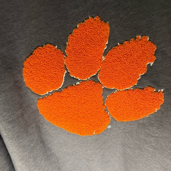 Clemson Tigers Sweatshirt - Picture 5 of 5
